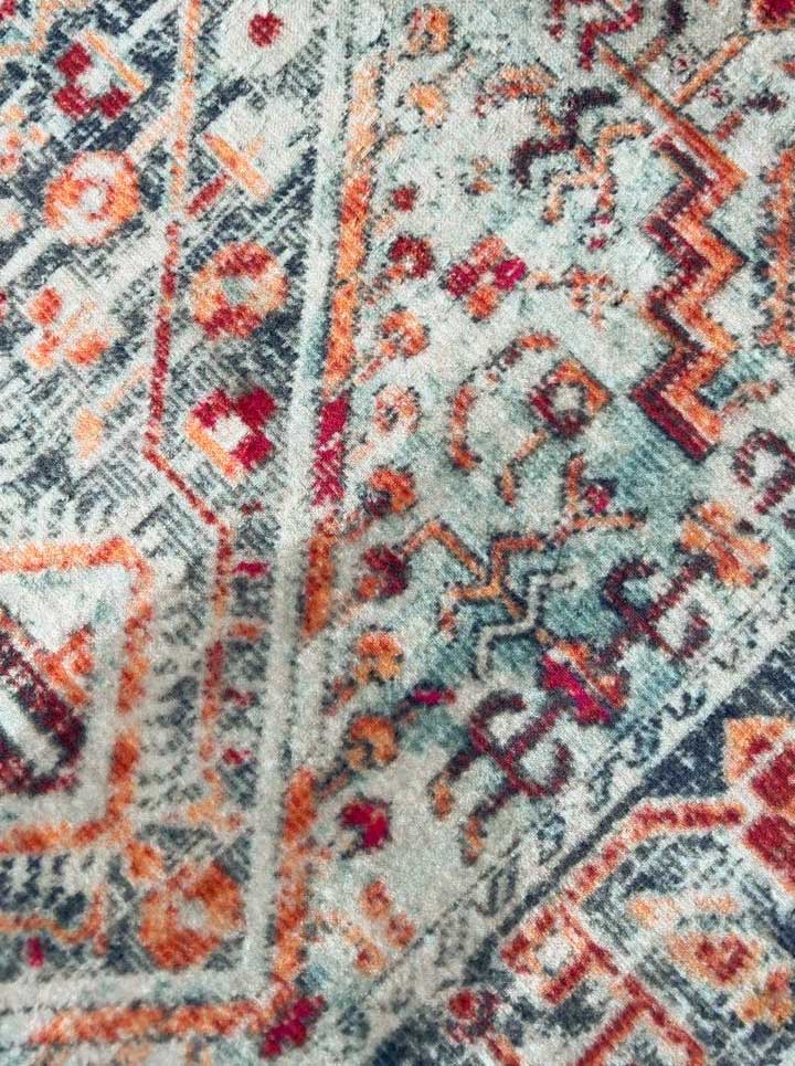 Antik Tűz – Vintage Perzsa Mintás Szőnyeg
