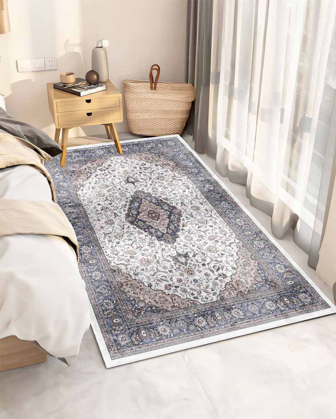 Weicher und glänzender Vintage-Teppich Zaina aus dem Osten 