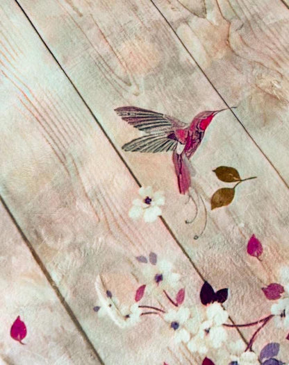 Teppich mit Blumen und Holzoptik – Romantischer Designerteppich in Beige Rosa